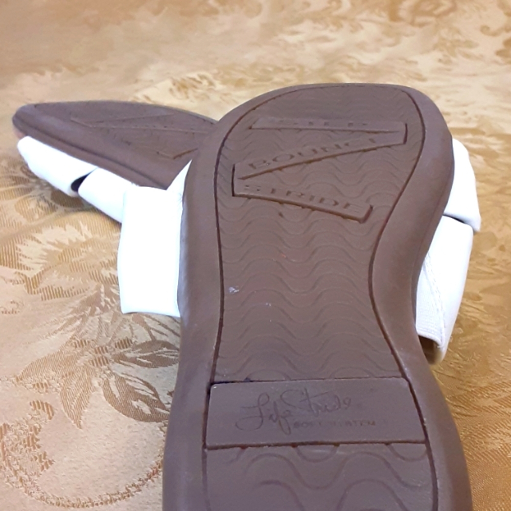 LIFE STRIDE Soft white EDEN KOBE Sandal shie Size 7.5 Women's Color White - Picture 15 of 15